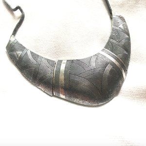2/$15 Chunky Metal Choker Necklace